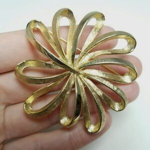 Vintage Coro Retro Mid-Century Modern Style Flower Brooch Lapel Pin, Gold Tone